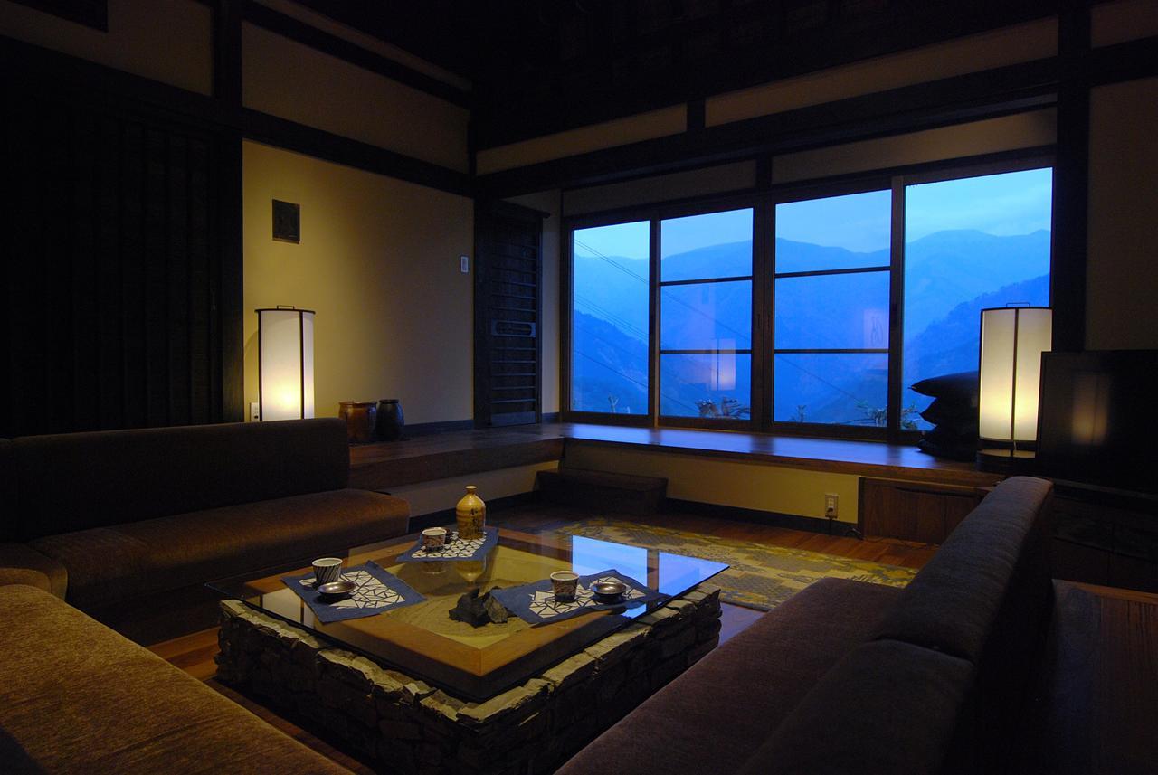 Villa Tougenkyo Iya No Yamazato Wakabayashi Exterior foto